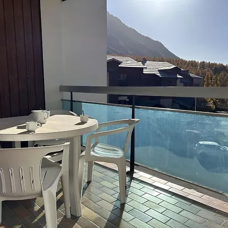 Montagne 4 Pers. Avec Balcon, Pistes A 100m, Parking, Local A Skis - - Fr-1-330d-77 Apartment